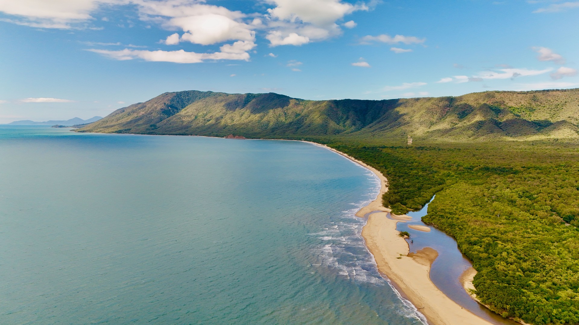 Rex Lookout, Great Barrier Reef Drive, Queensland – Aerial View of Coastal Beachline, Hartley’s Creek, Dense Rainforest, the Coral Sea, Australia Beaches